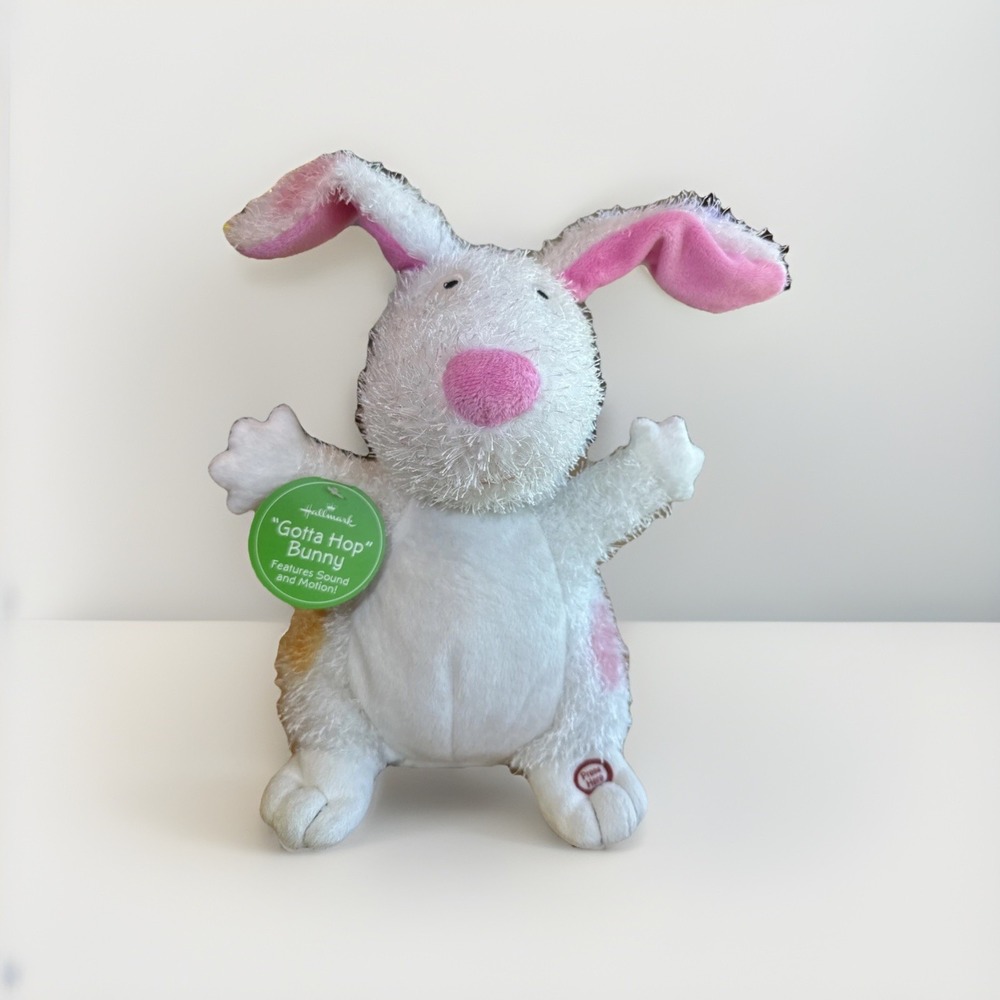 Hallmark Bunny Rabbit Animated Sings Got to Hop Claps Ears Plush Dances‎ Easter